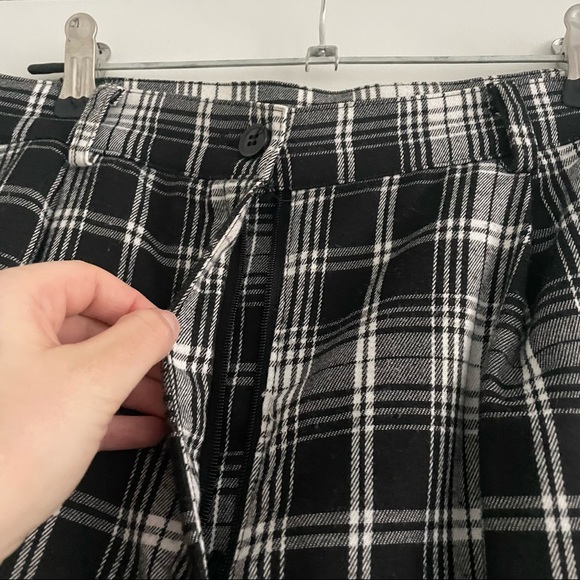 Plaid Pants - Picture 4 of 7